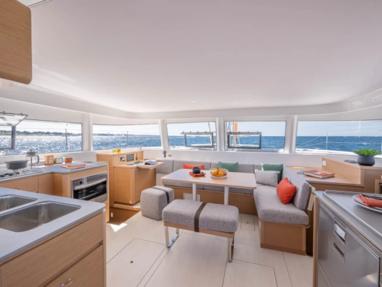 Huur Catamaran met of zonder schipper Excess in Rhodes (City)