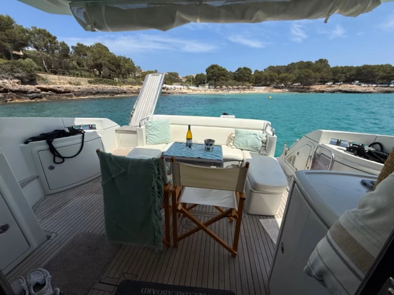 Motorboot te huur in Cala d'Or voor de beste prijs