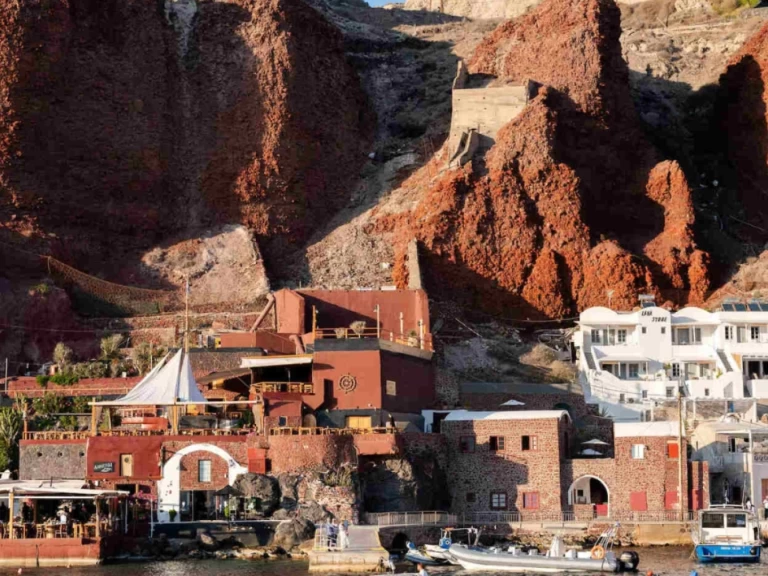 Huur Jacht met of zonder schipper Targa in Santorini Port
