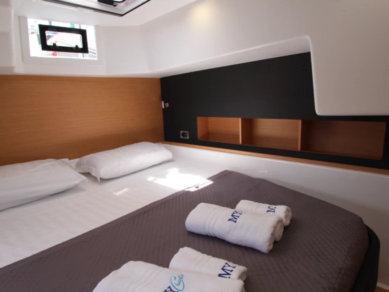 Jachthuur in Salerno - Dufour Dufour Catamarans 48 Sail via SamBoat