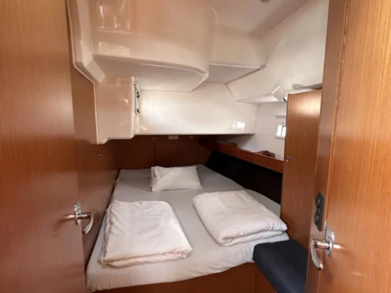 Huur een Bavaria Cruiser 46 in Lefkáda