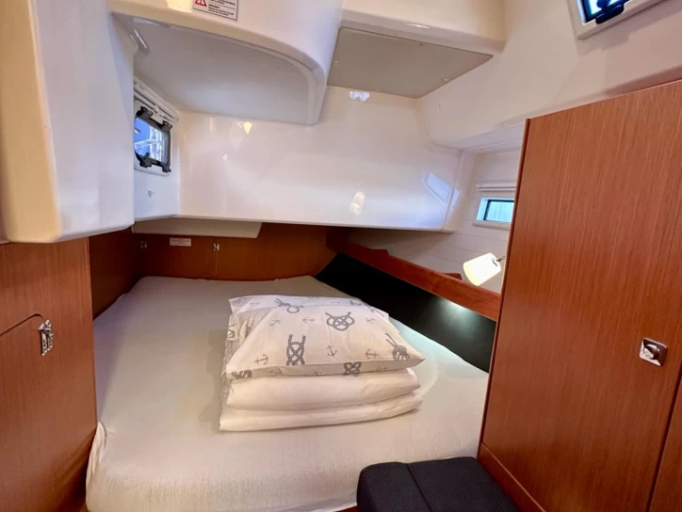 Verhuur Zeilboot in Sukošan - Bavaria Cruiser 41