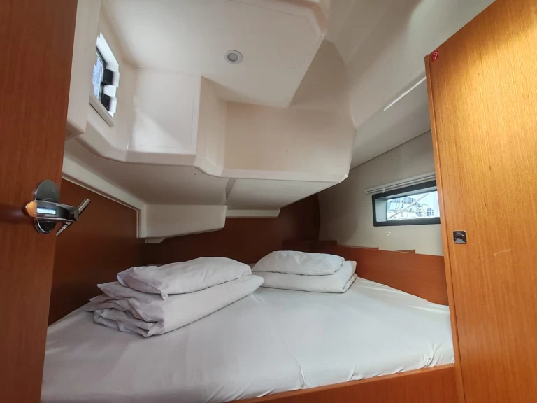 Bootverhuur Bavaria Bavaria C42 in Drage via SamBoat