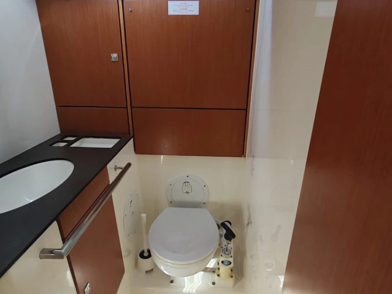 Bavaria Cruiser 46 te huur van particulier of professional in Drage