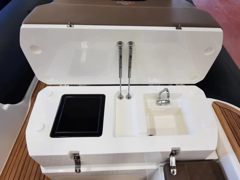 Huur een Bsc BSC 78 in Arbatax