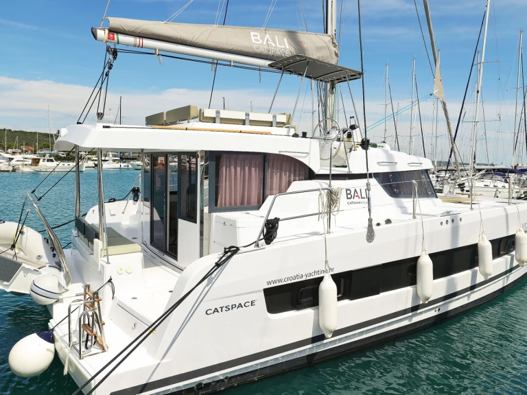 Verhuur Catamaran Bali met vaarbewijs