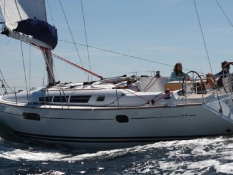 Huur een Jeanneau Sun Odyssey 44i in Pirovac