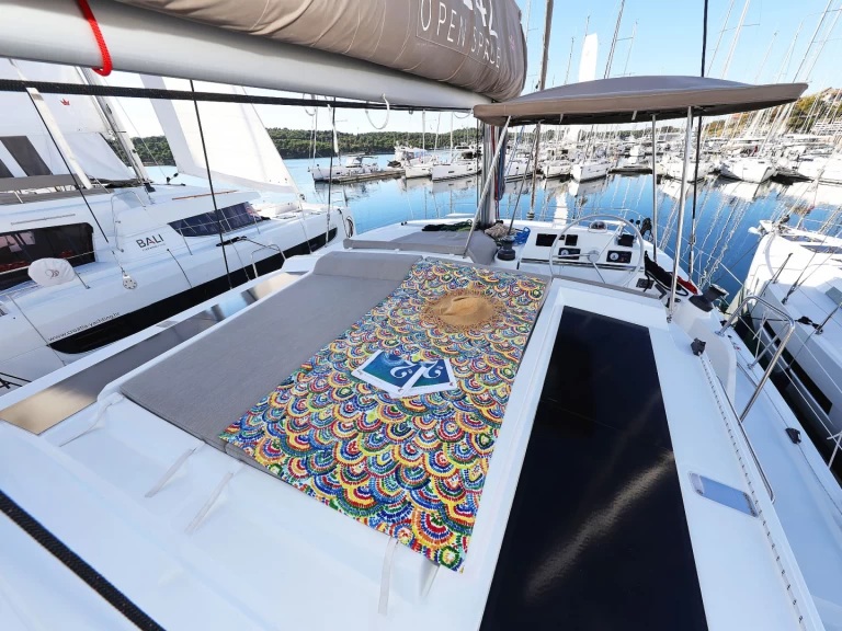 Verhuur Catamaran Bali met vaarbewijs