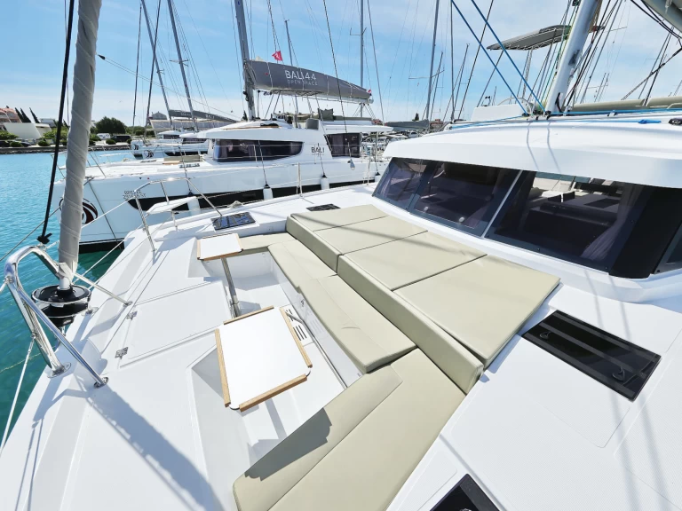 Bali Bali Catspace Voile te huur van particulier of professional in Sukošan