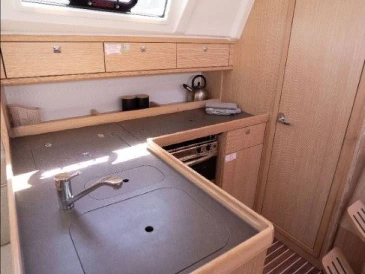 Verhuur Zeilboot Bavaria met vaarbewijs