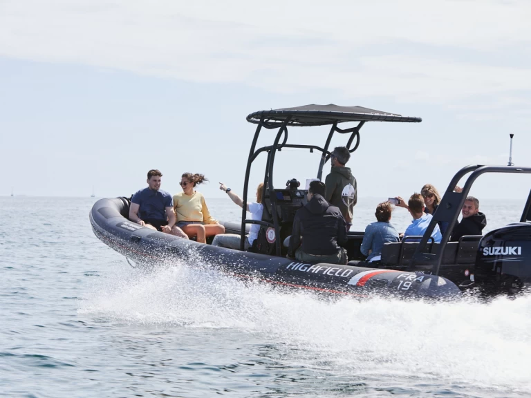 Huur een Highfield Patrol 760 in La Trinité-sur-Mer