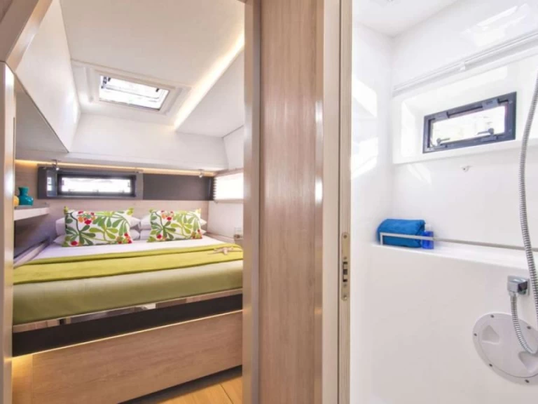 Verhuur Catamaran Leopard met vaarbewijs