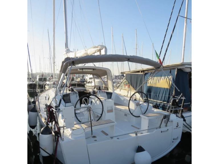 Verhuur Zeilboot in Procida - Bénéteau Oceanis 38