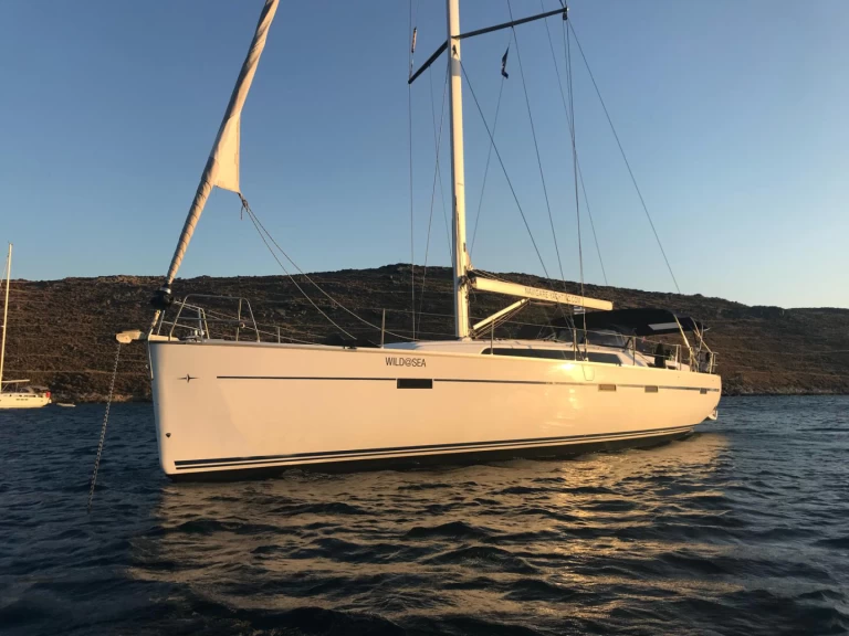Bootverhuur Lávrio goedkoop Cruiser 51