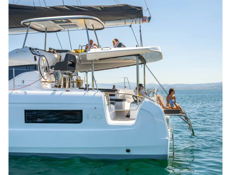 Huur Catamaran met of zonder schipper Lagoon in San Miguel De Abona