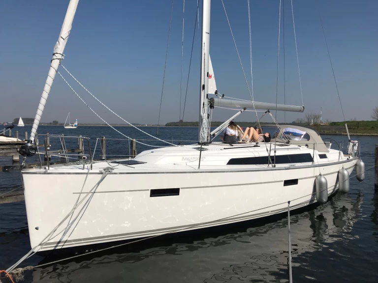 Verhuur Zeilboot Bavaria met vaarbewijs