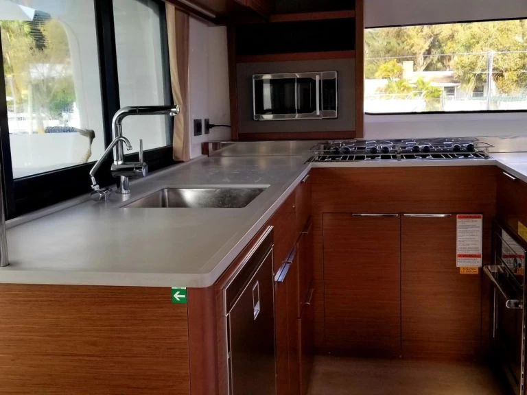 Lagoon Lagoon 46 te huur van particulier of professional in Parish of Saint George