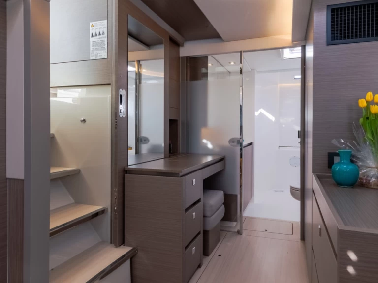 Verhuur Catamaran Leopard met vaarbewijs