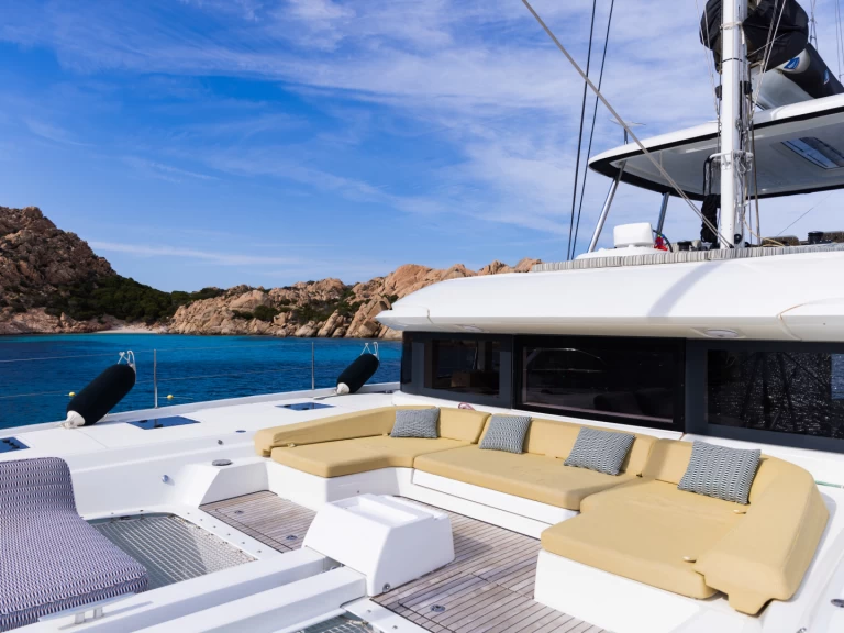 Huur Catamaran met of zonder schipper Lagoon in Capo d'Orlando