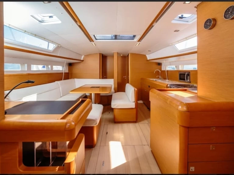 Verhuur Zeilboot in Tropea - Jeanneau Sun Odyssey 519 "Kalos