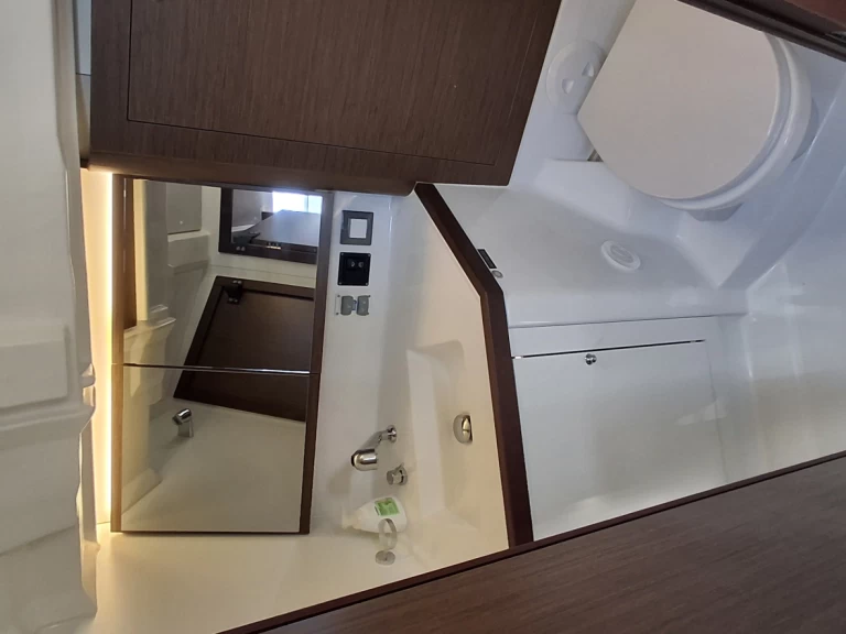 Bootverhuur Tropea goedkoop Oceanis 46.1 "All of you"