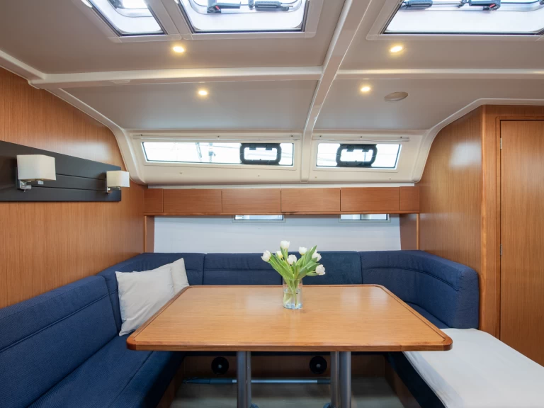 Jachthuur in Lávrio - Bavaria Cruiser 51 via SamBoat