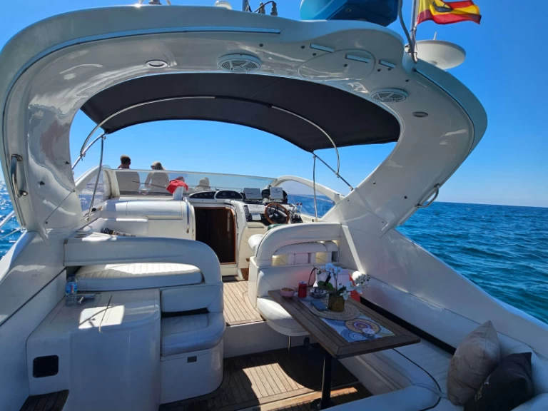 Huur Motorboot met of zonder schipper Fairline in Marbella