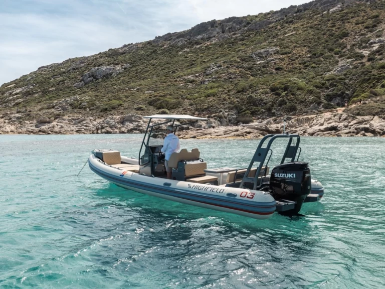 Highfield Highfield Sport 800 te huur van particulier of professional in Propriano