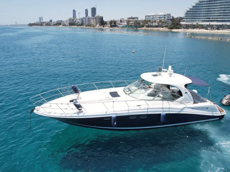 Verhuur Motorboot Sea Ray met vaarbewijs