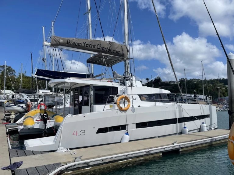 Catamaran te huur in Airlie Beach voor de beste prijs