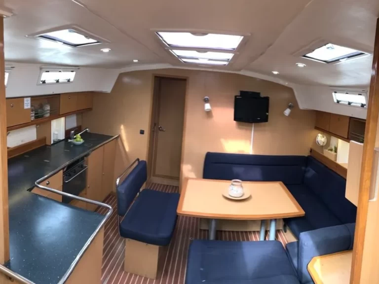 Verhuur Zeilboot Bavaria met vaarbewijs