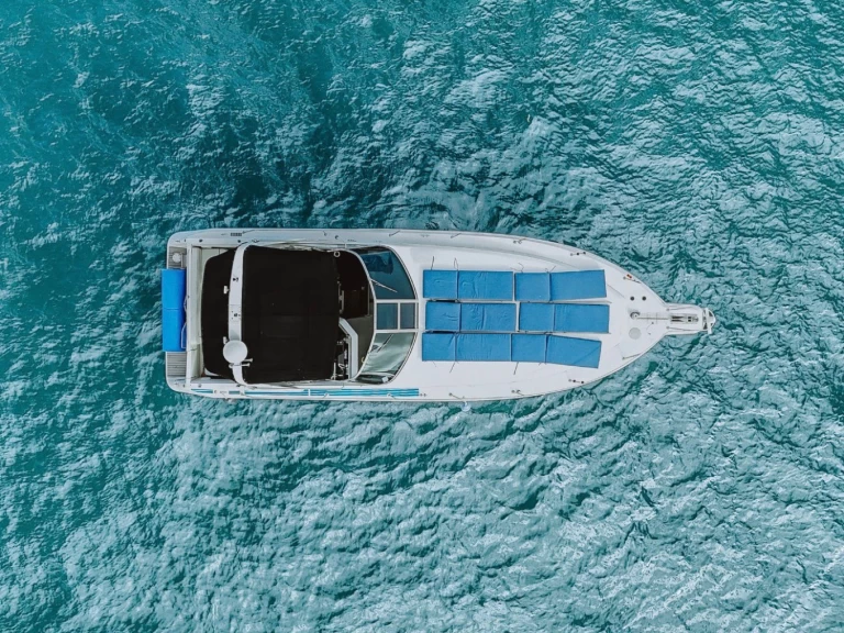 Huur een Sea Ray Sea Ray 370 Sundancer in Miami