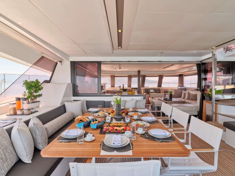 Bootverhuur Fountaine Pajot ChristAl MiO in El Gouna via SamBoat