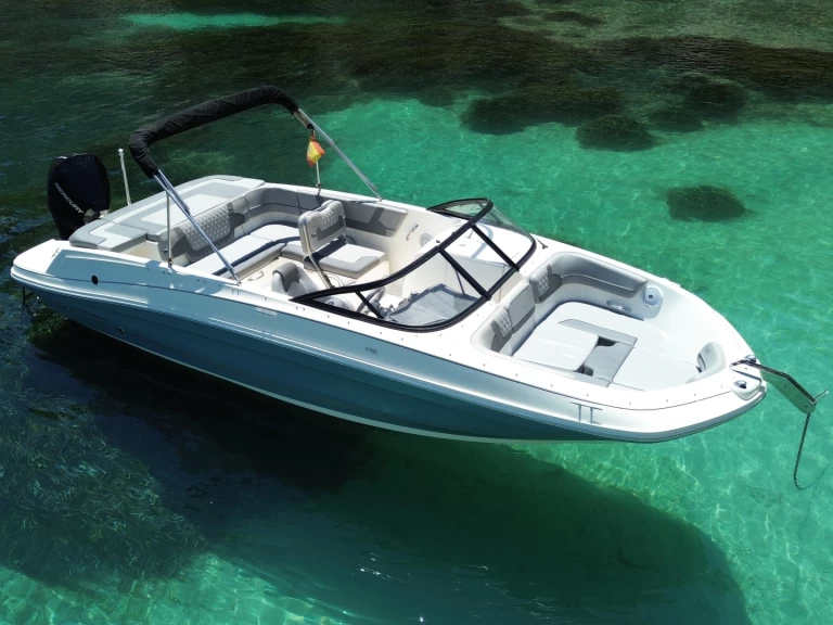 Bootverhuur Bayliner VR6 OB in Ibiza Town via SamBoat