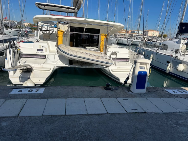 Huur een Lagoon Lagoon 42 in Lefkáda