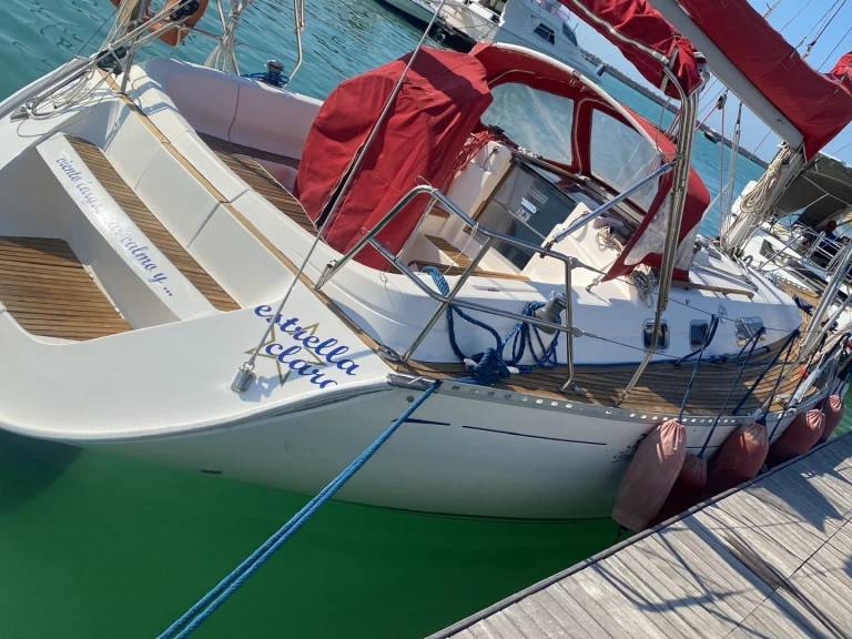 Bootverhuur Dufour Dufour 35 Classic in Bari via SamBoat
