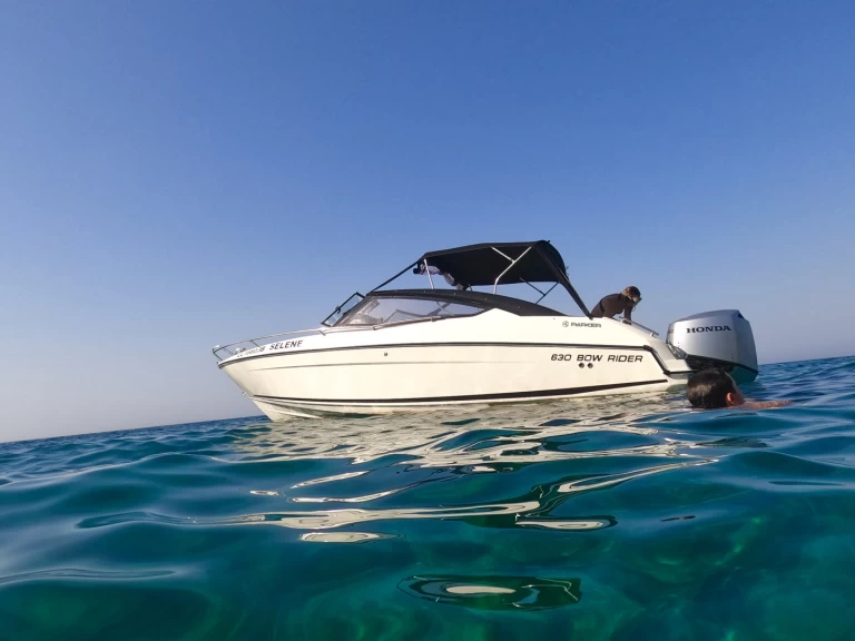 Verhuur RIB in Latchi - Parker 630 bowrider 