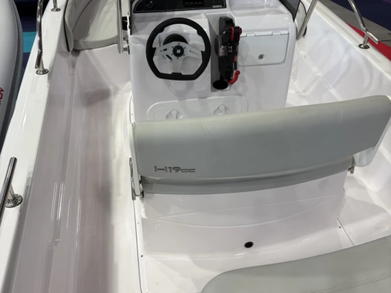 4XC H19CC te huur van particulier of professional in Saint-Florent