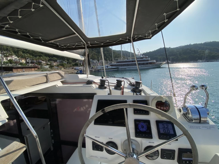 Verhuur Catamaran in Fethiye - Fountaine Pajot Astrea 42
