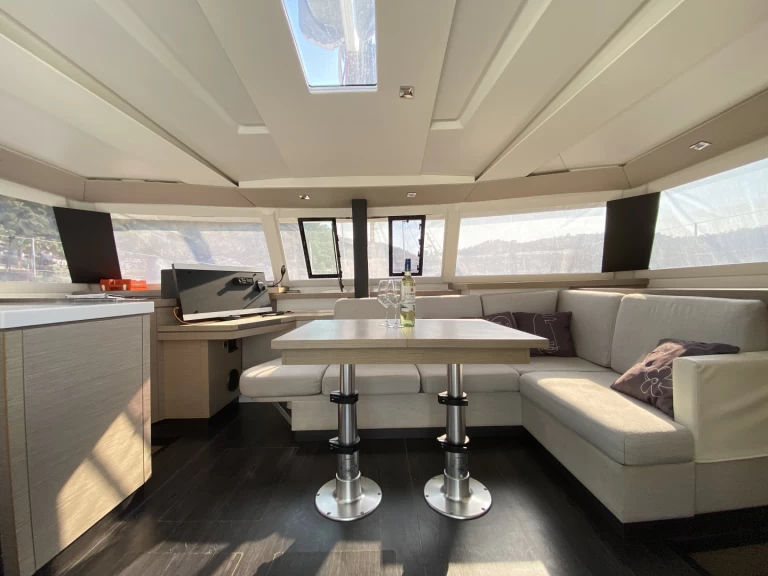 Bootverhuur Fountaine Pajot Astrea 42 in Fethiye via SamBoat