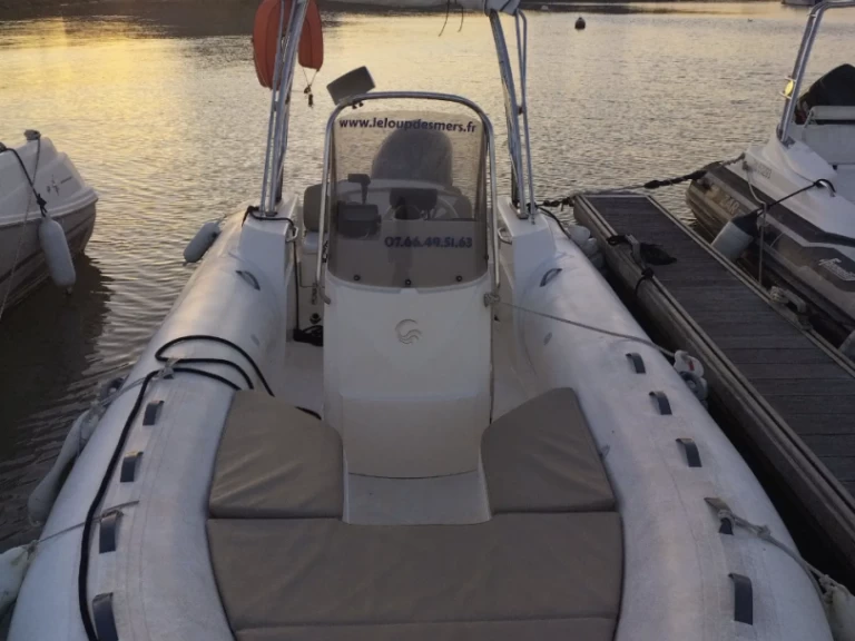 RIB te huur in Châtelaillon-Plage voor de beste prijs