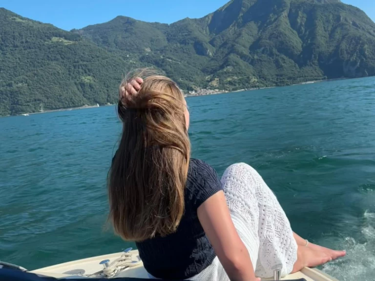 Motorboot te huur in Lovere voor de beste prijs