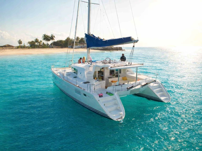 Huur een Lagoon Lagoon 440 in Es Jondal