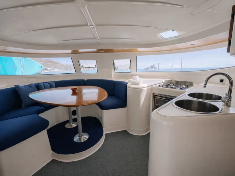 Catamaran te huur in Porroig voor de beste prijs