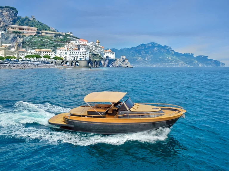 Nautica Esposito Positano 32 te huur van particulier of professional in Amalfi