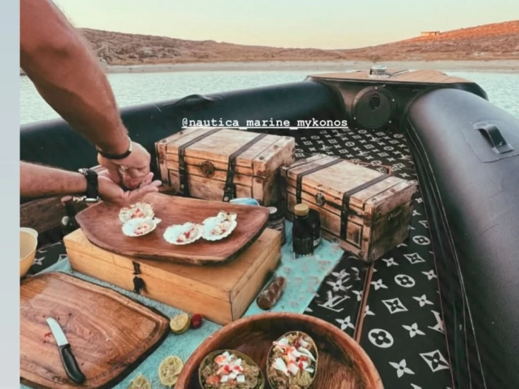 Fost  MATRIX te huur van particulier of professional in Parikia