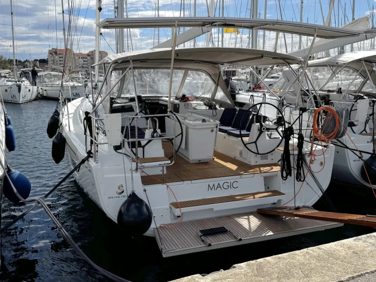 Bénéteau Oceanis 40.1 te huur van particulier of professional in Biograd na Moru