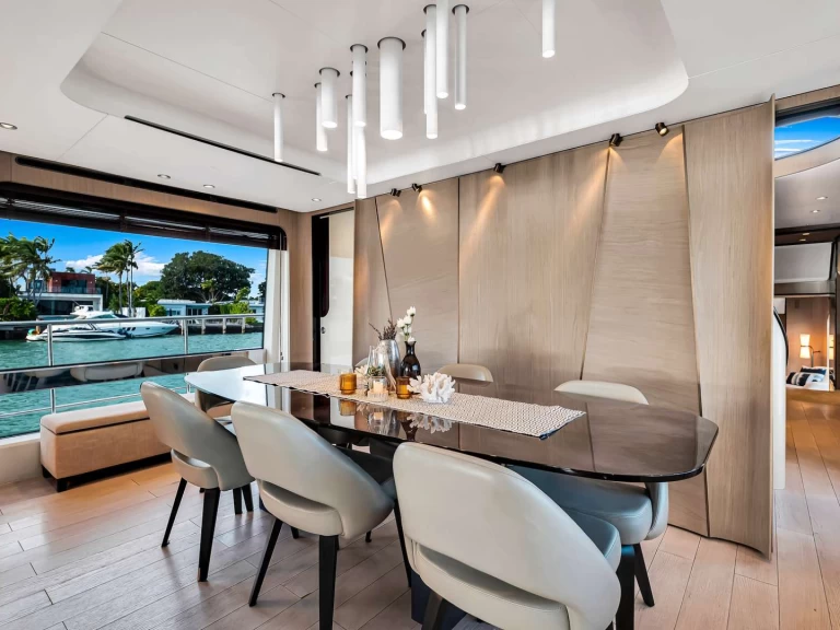 Jachthuur in Coconut Grove - Azimut Cloud 9 via SamBoat