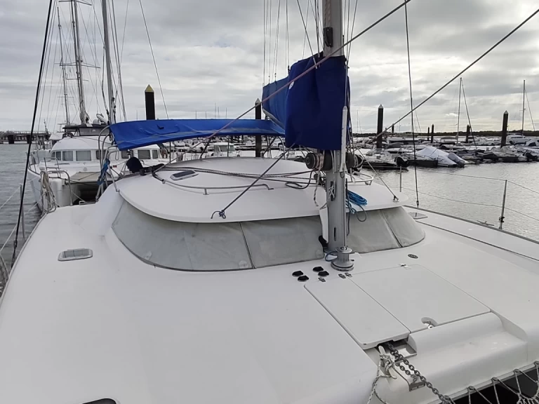 Verhuur Catamaran Fountaine Pajot met vaarbewijs