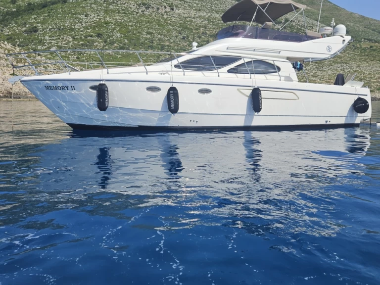 Verhuur Motorboot CARNEVALLI met vaarbewijs